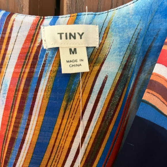 NWT anthropologie tunic shirt. Medium - Picture 7 of 9